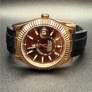 Automatic Luxury Watch